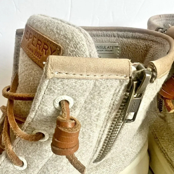 Sperry Cream and Tan Winter Boots - Picture 7 of 12